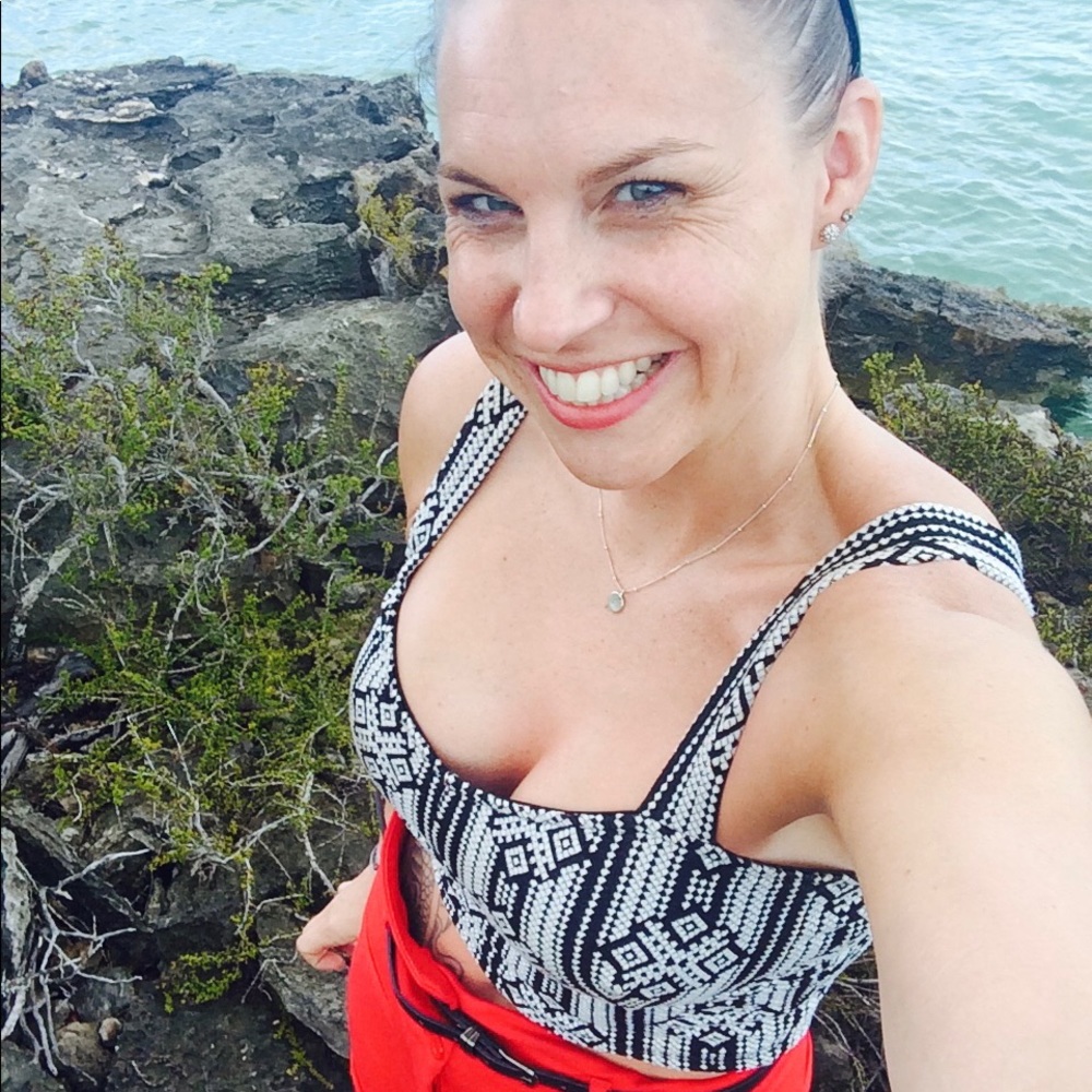 Meet your Posher, Brooke